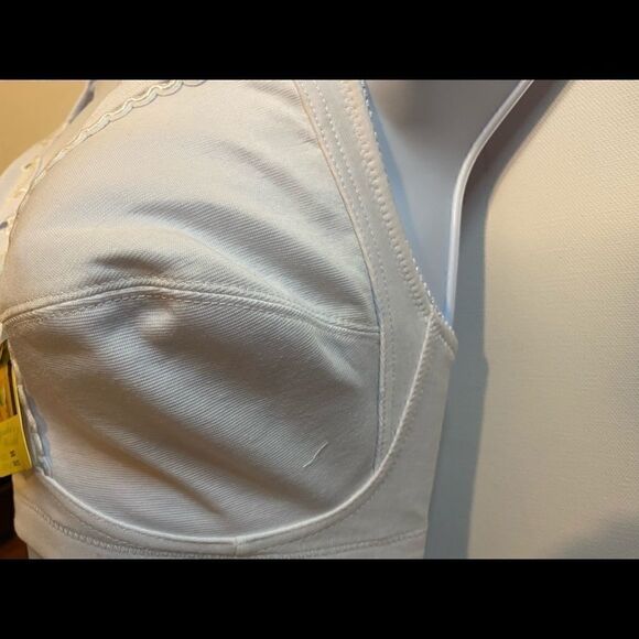 🛍Lynda’s World Assorted Floral embroidery Bras - Picture 8 of 13